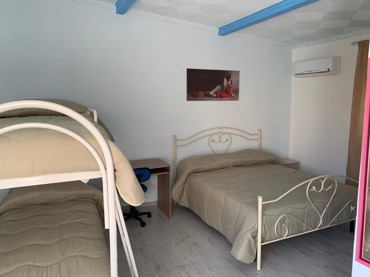 Bed and Breakfast Casa Acito Stornara Esterno foto